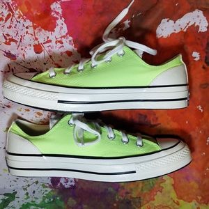 Converse Chuck 70 Ox ghost Green women's size 8.